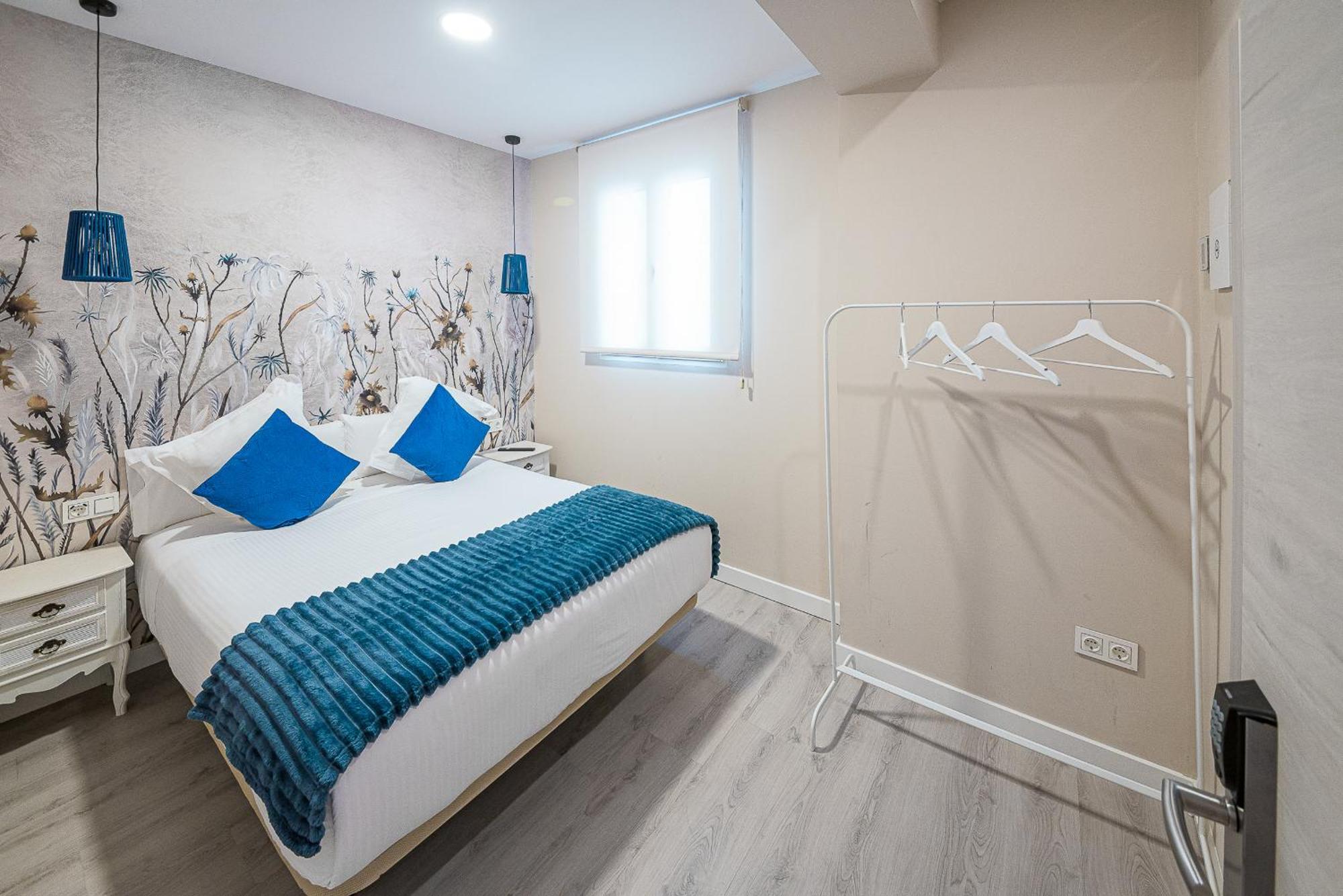Hostal Plaza Boutique (Adults Only) 萨拉戈萨 外观 照片