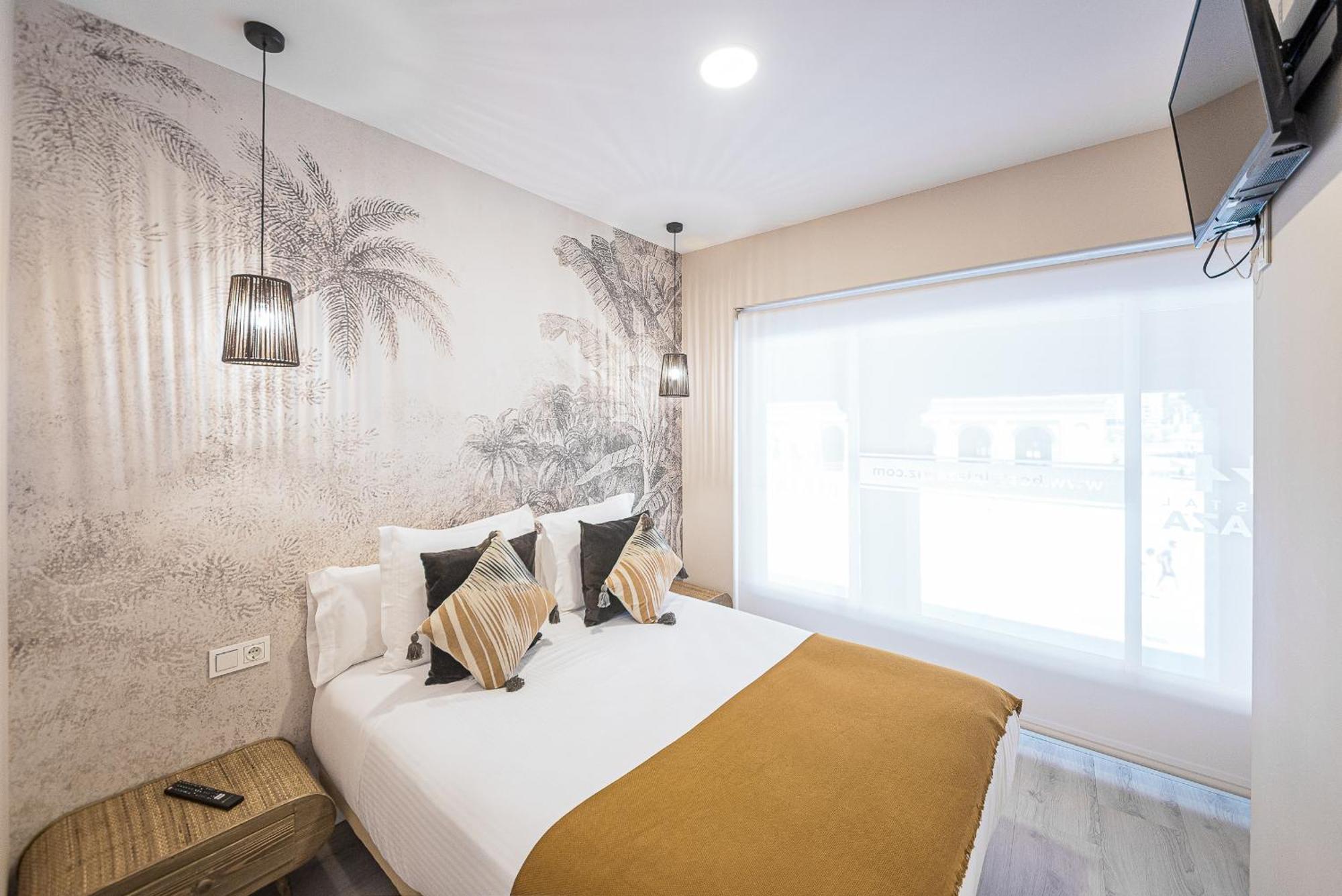 Hostal Plaza Boutique (Adults Only) 萨拉戈萨 外观 照片